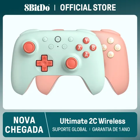 파스텔톤 민트와 핑크 컬러의 8BitDo Ultimate 2C 컨트롤러