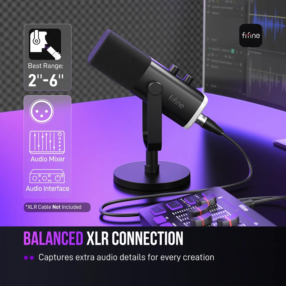 XLR 케이블 연결 및 오디오 인터페이스 활용 모습