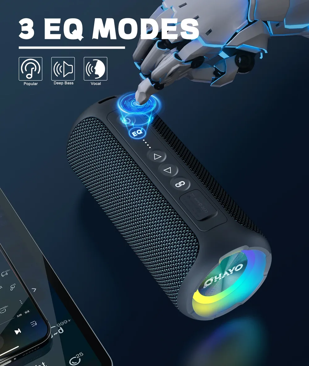 사용자가 상단의 EQ 버튼을 조작하는 모습