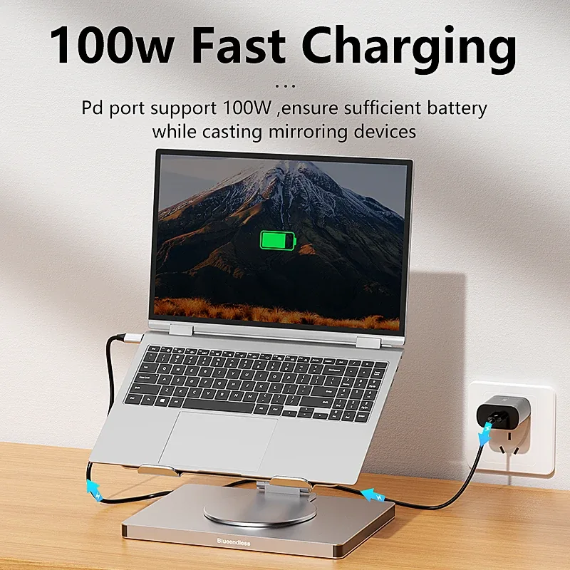 100W PD 충전으로 노트북이 충전되는 모습